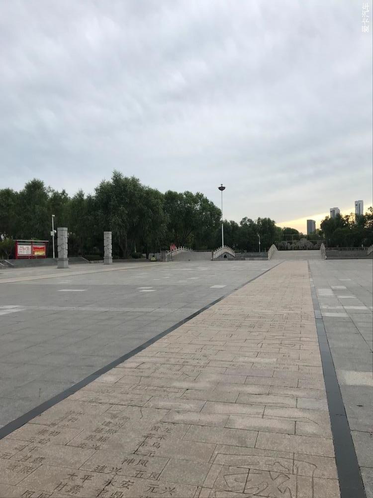点击进入图库
