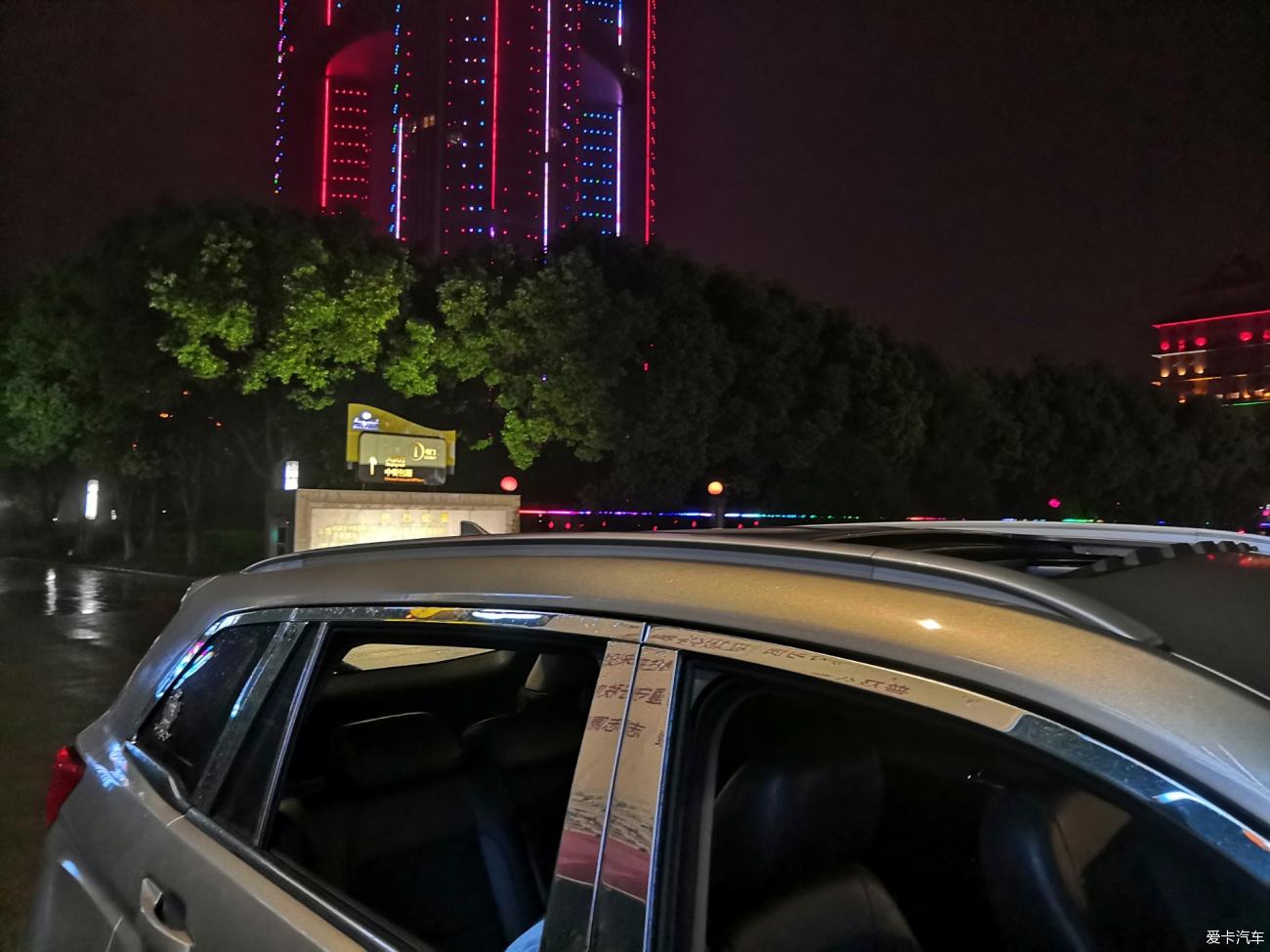 点击进入图库