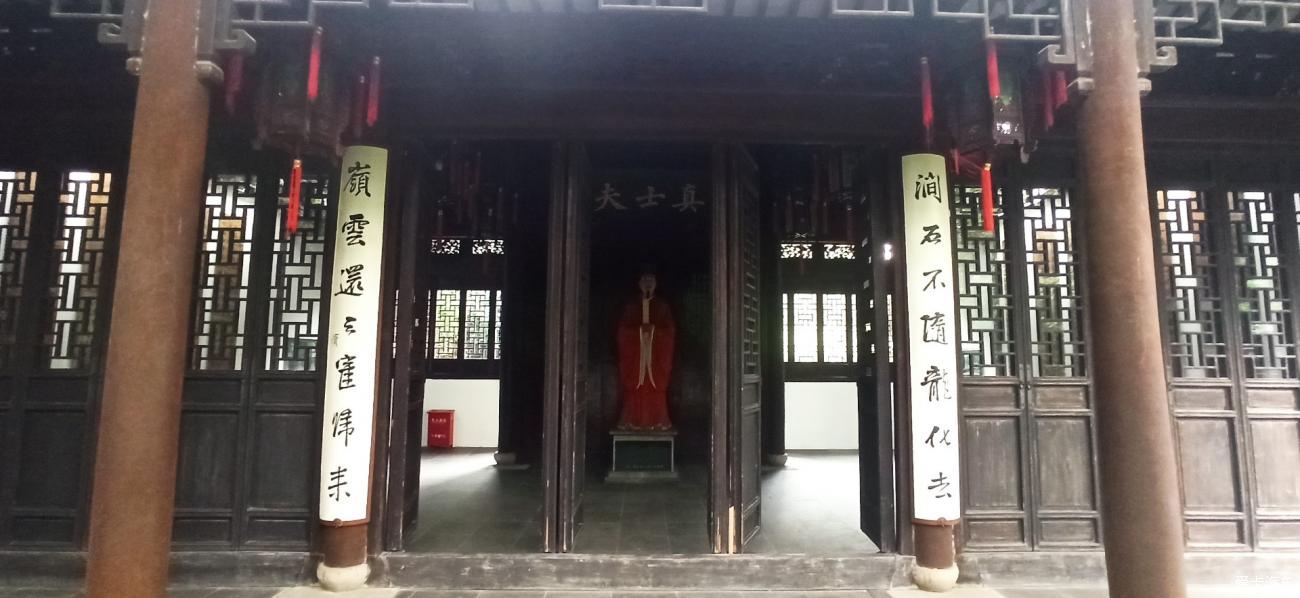 点击进入图库