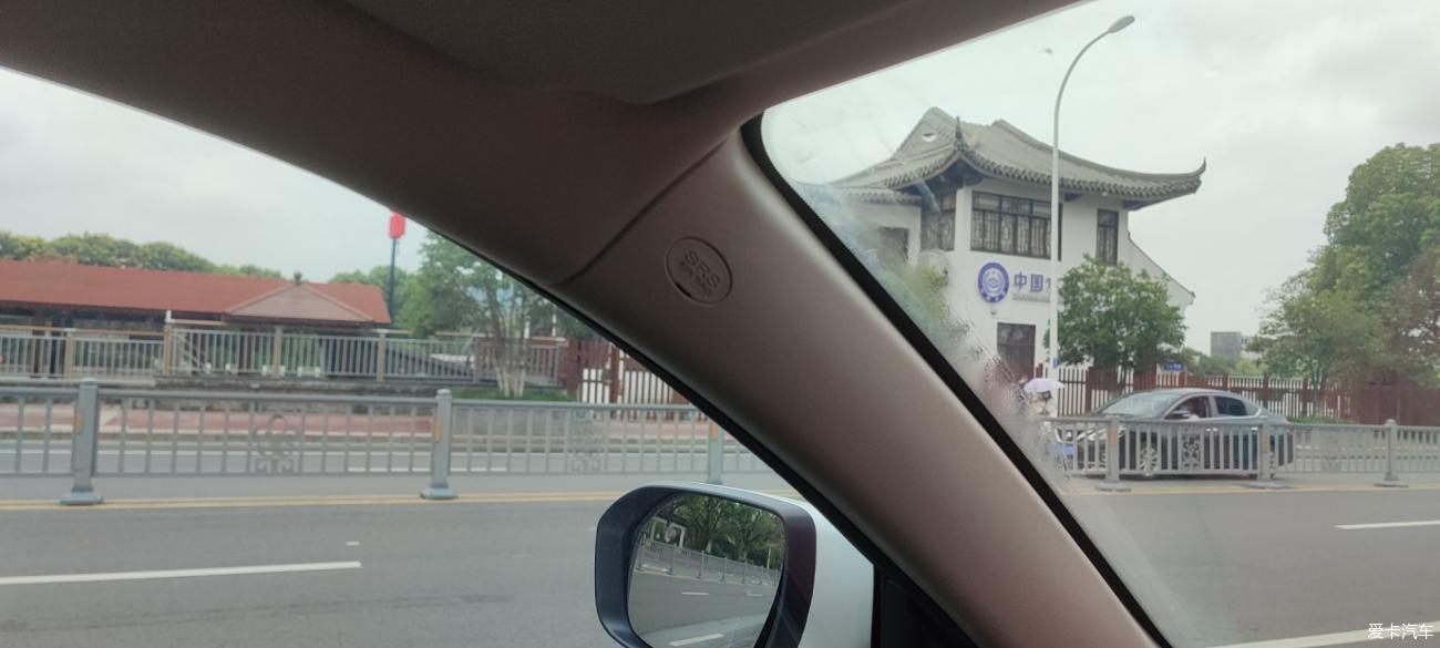 点击进入图库