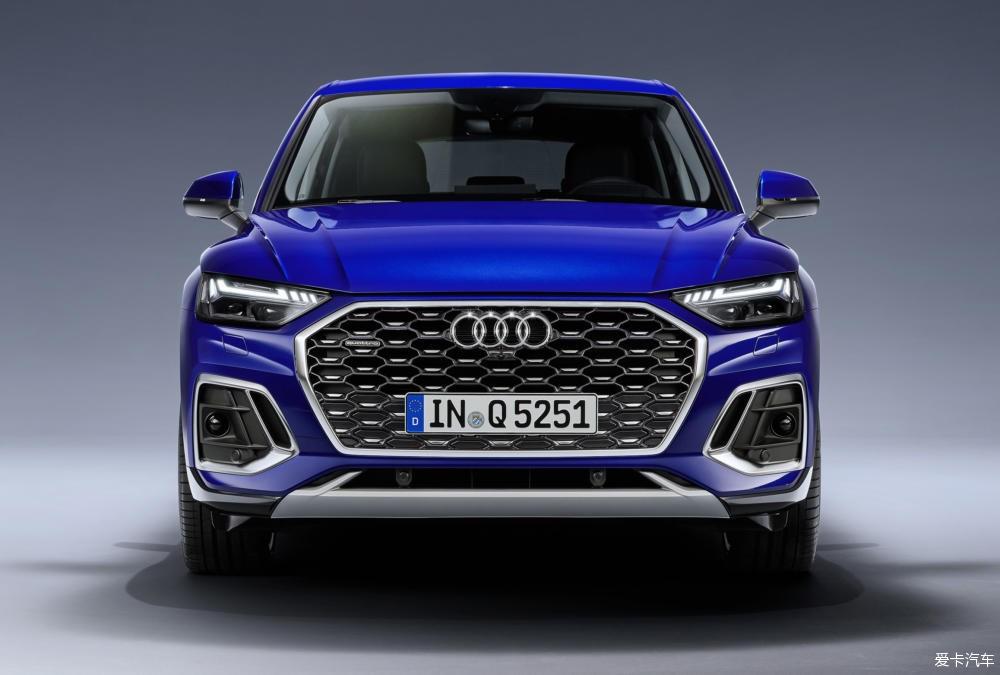 對比2021款奧迪q5lsportback與2021