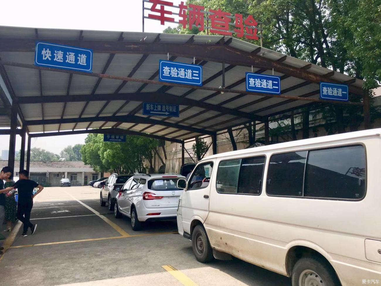 点击进入图库