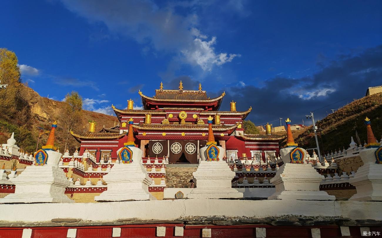 四川藏传佛教寺庙图片