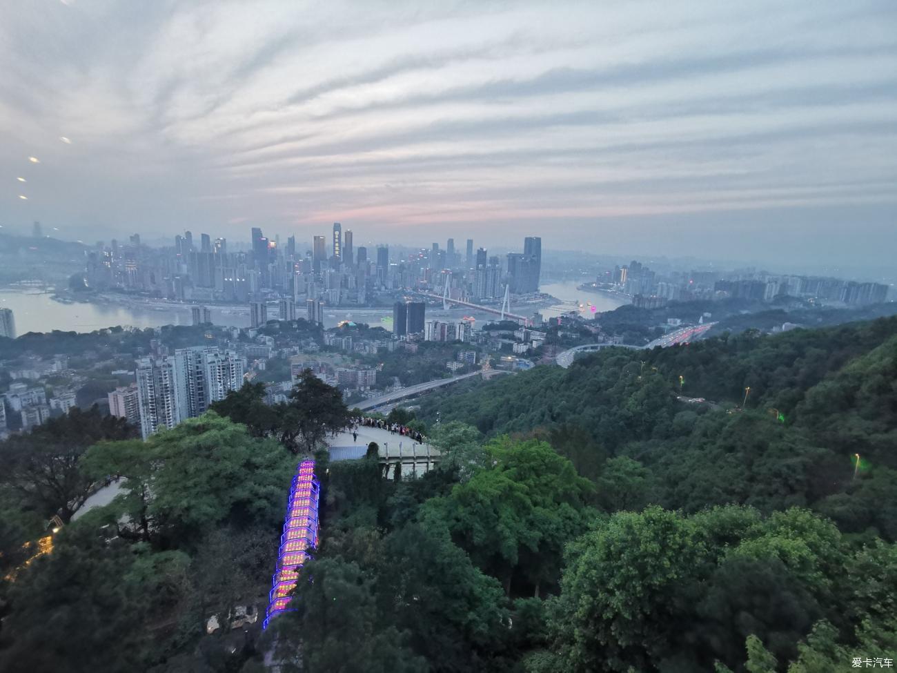 重庆南山观景台图片