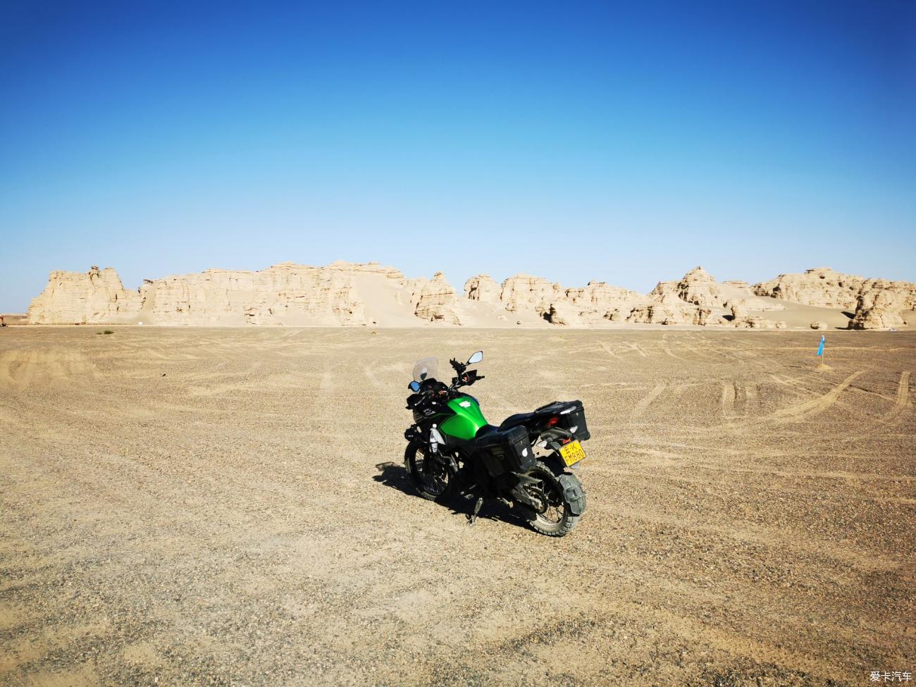【在路上】行过戈壁、掠过沙漠，曲折的新疆之旅
