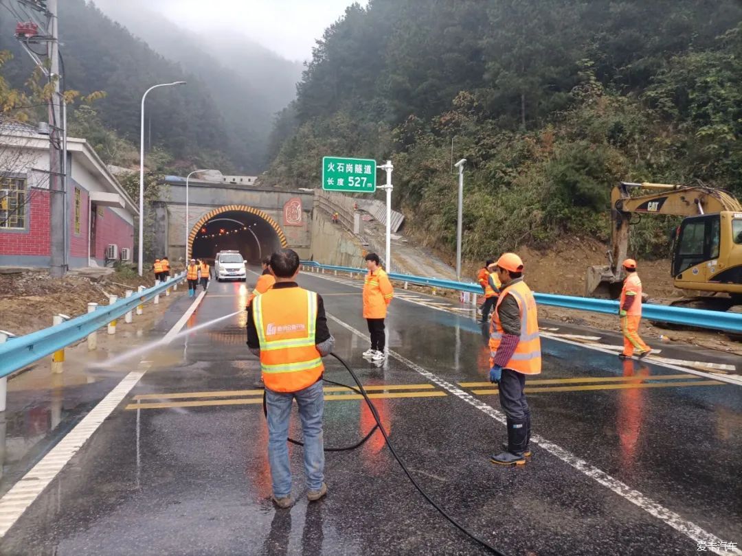 蓉遵高速铁路图片