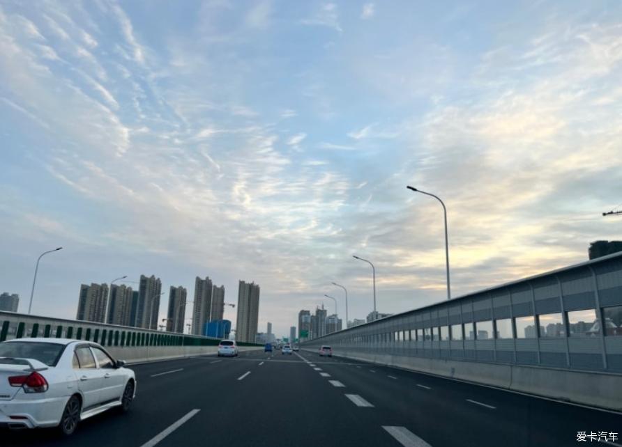 点击进入图库