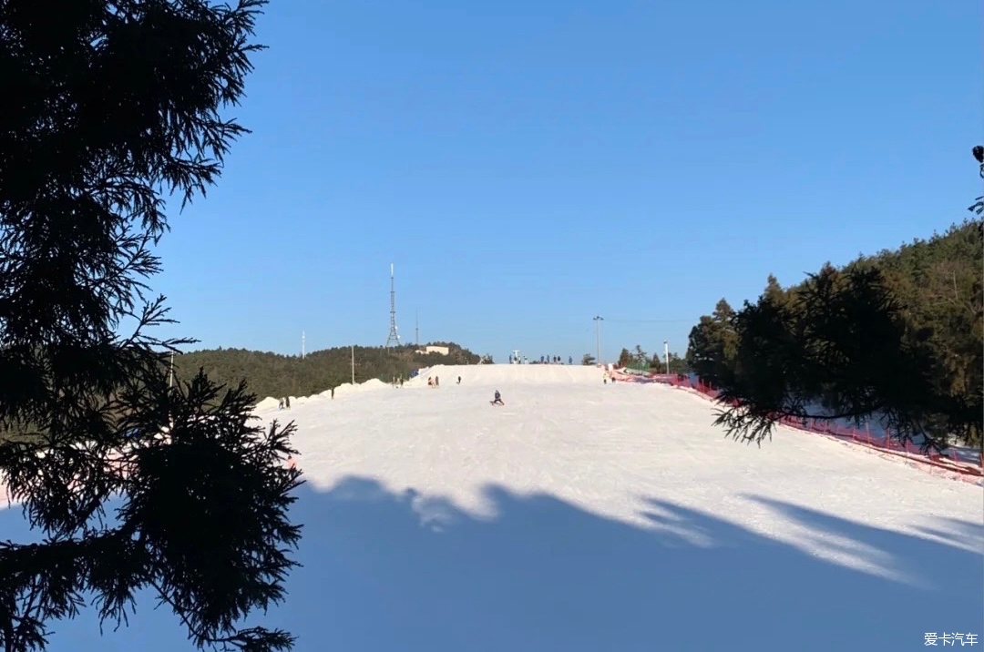 我與愛車的冬日故事冬季滑雪場奉化商量崗見