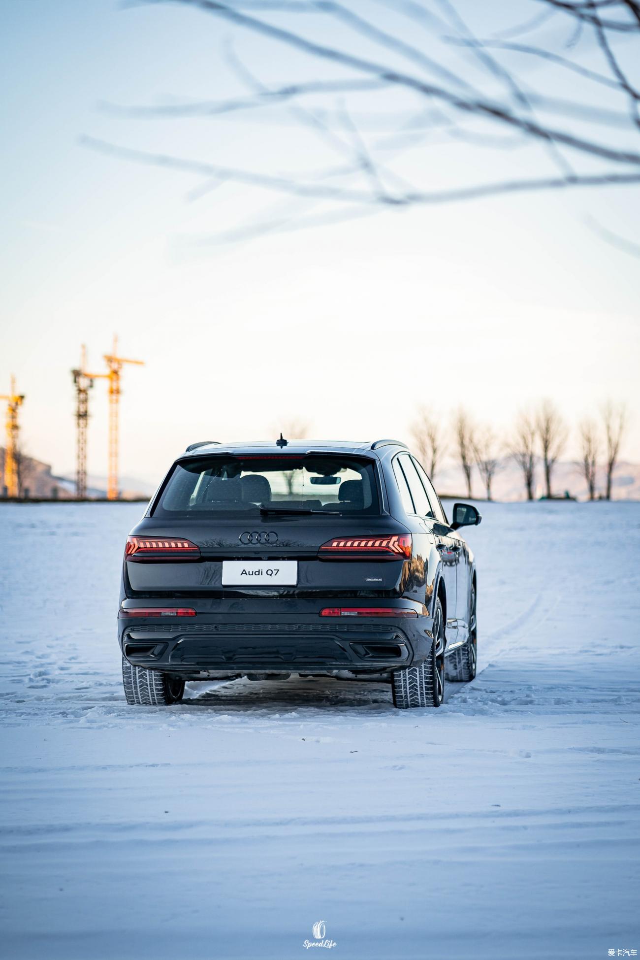 上市新车冰雪使者奥迪q7冰雪运动版