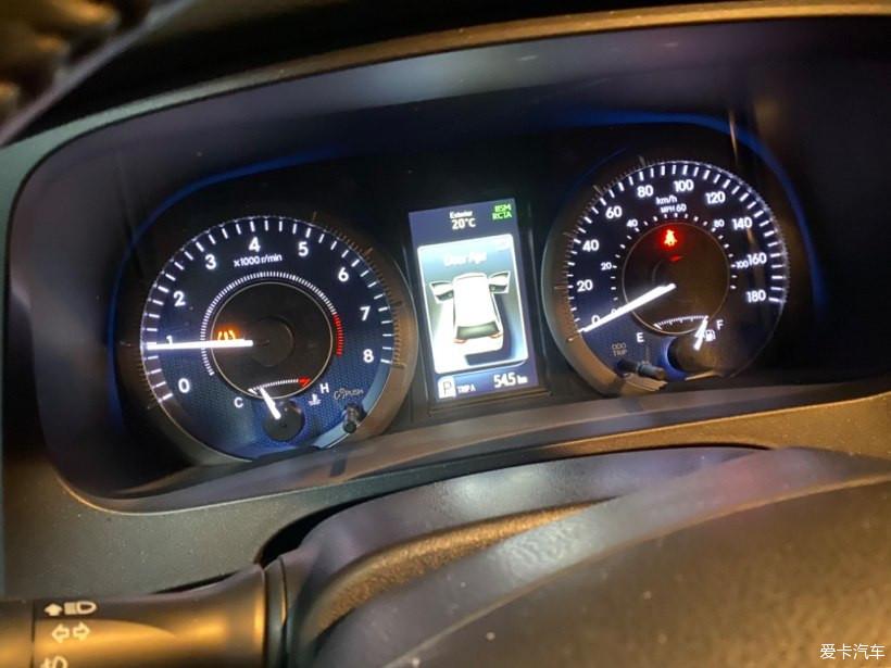2019款丰田赛纳ltd仪表显示盘出现胎压灯故障显示后如何消
