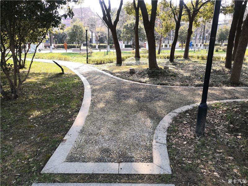 点击进入图库