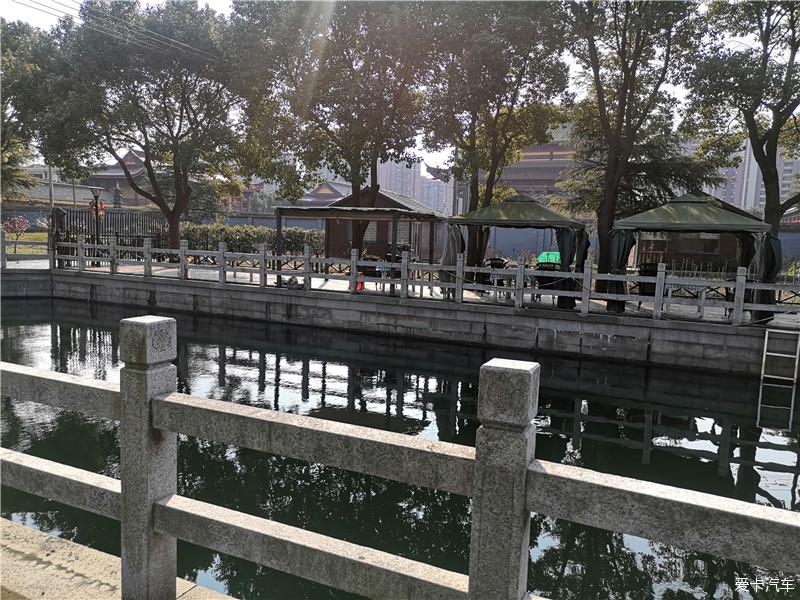 点击进入图库