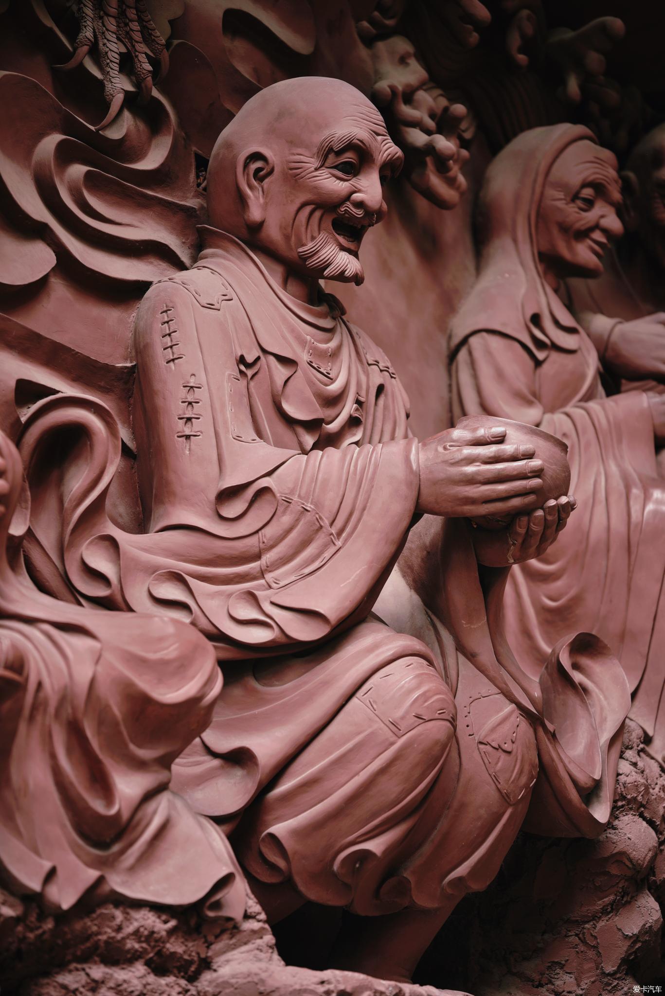 绵阳圣水寺雕塑图片