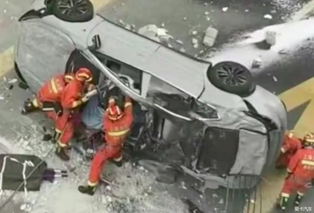 蔚来汽车坠楼，两名试车员身亡，蔚来回应：与车无关