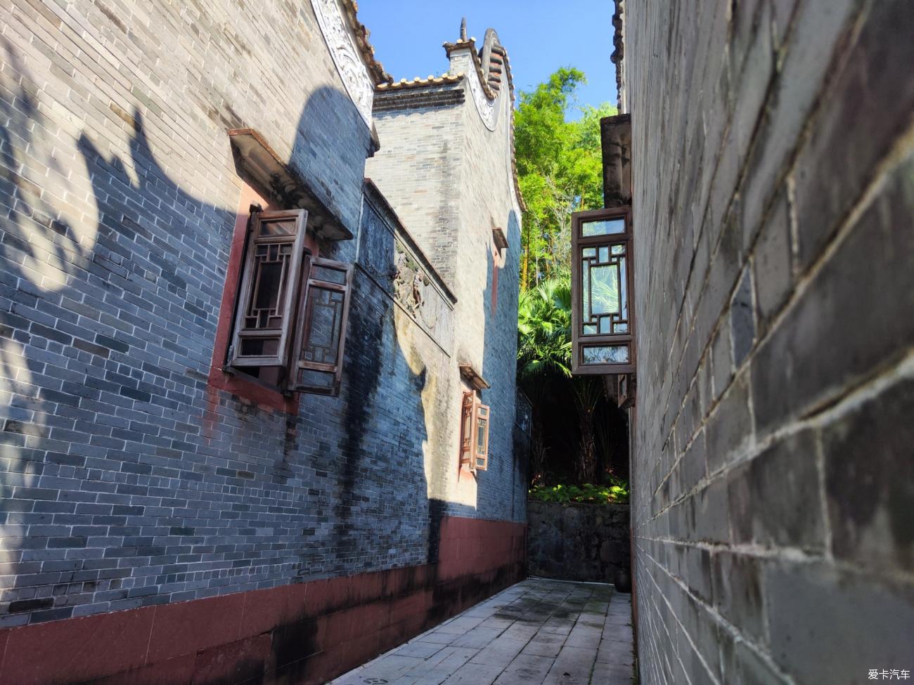 点击进入图库