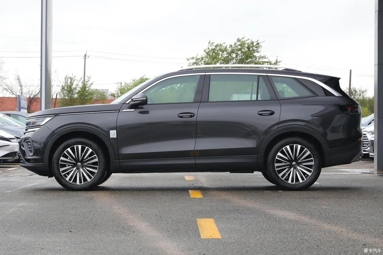 “攬巡”定位于大型SUV，這種車型確實很適合男性朋友
