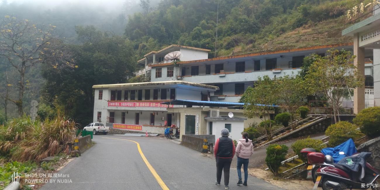 点击进入图库