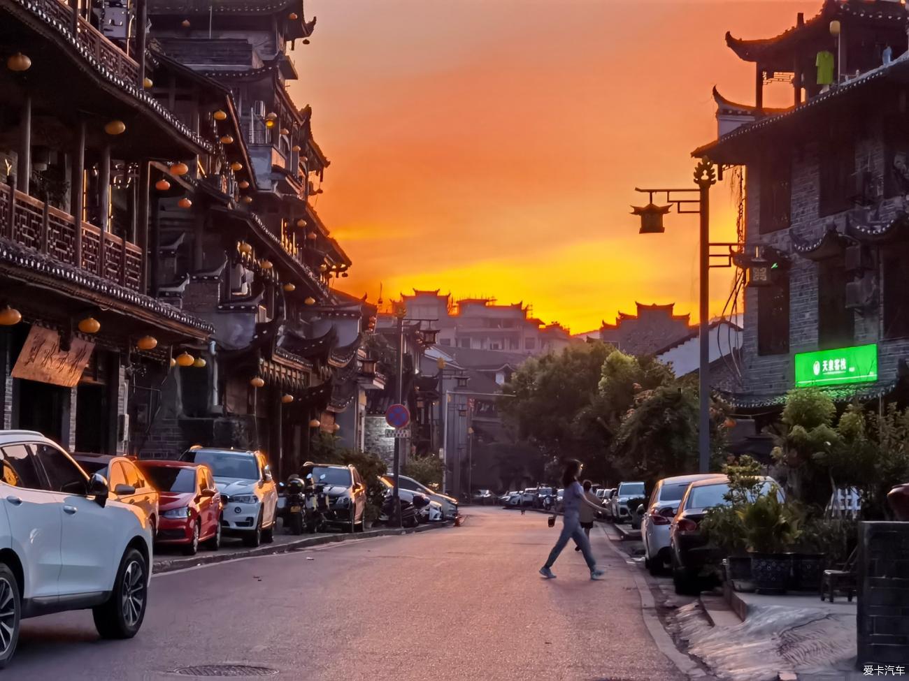 点击进入图库