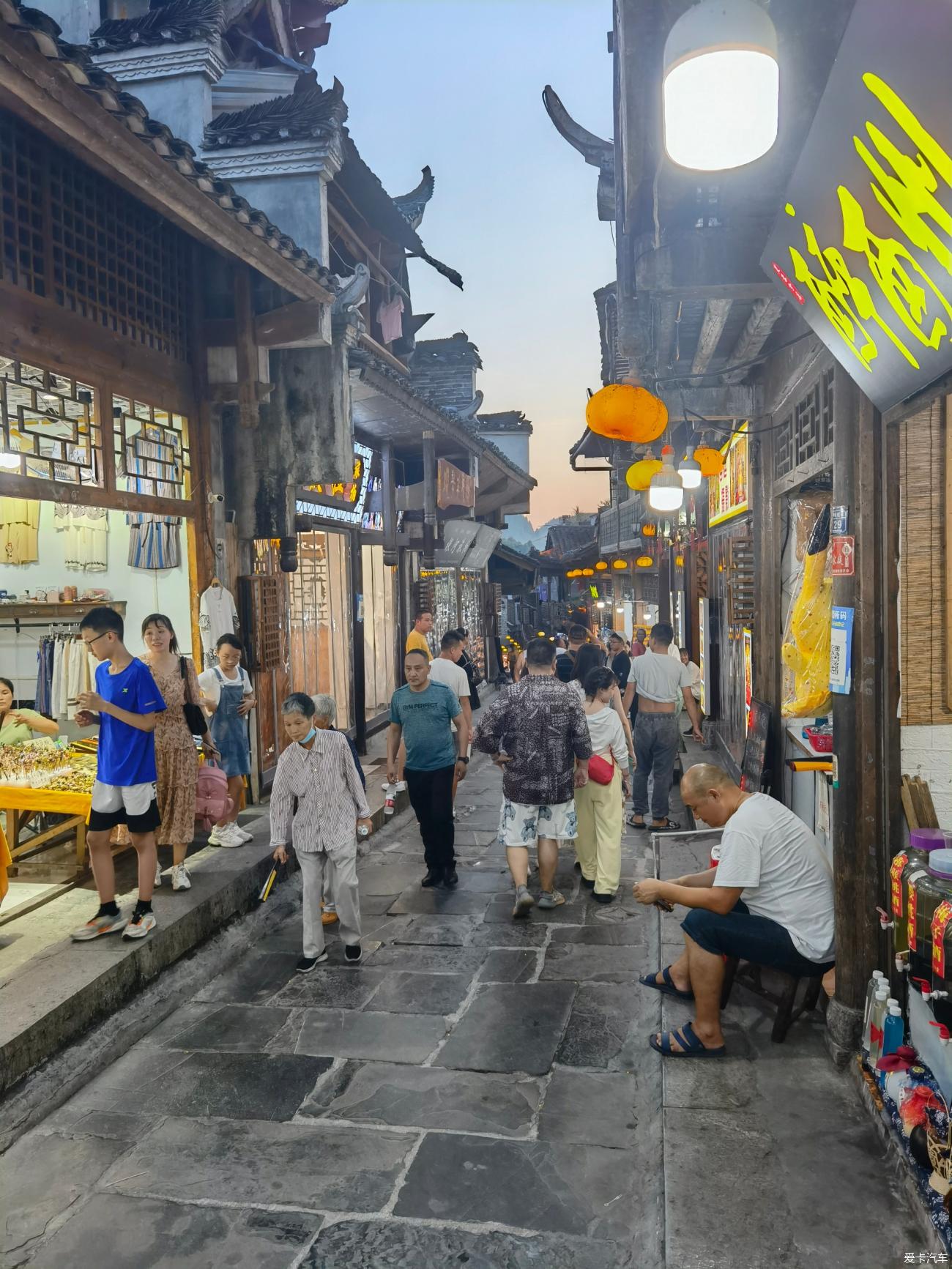 点击进入图库