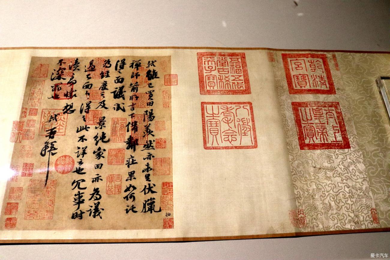 点击进入图库