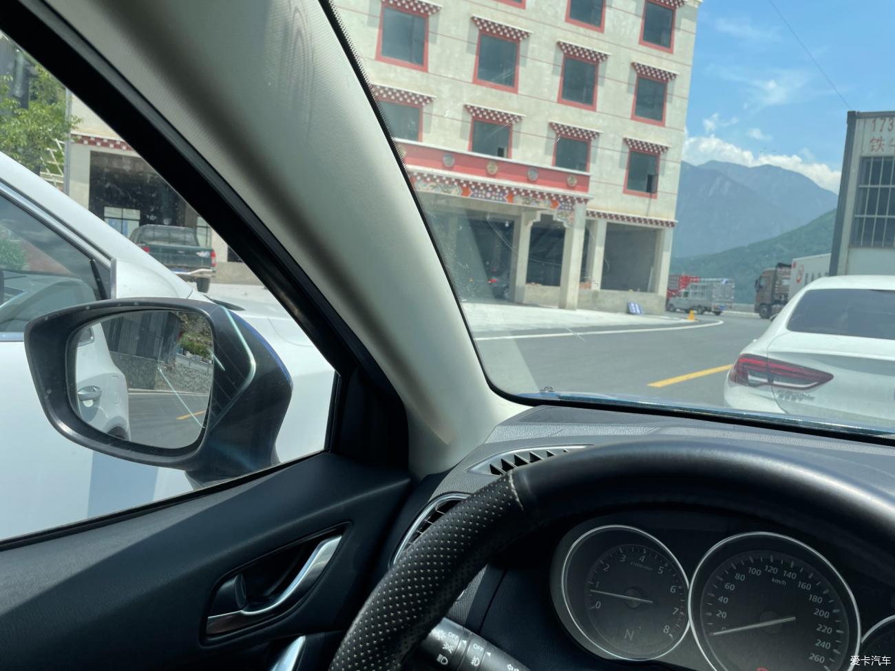 Self-driving in Tibet with my daughter Day 4: Chengdu---Yajiang