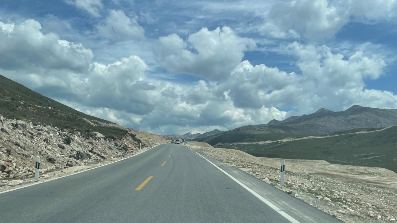 Driving in Tibet with my daughter Day 4: Chengdu---Yajiang 