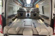 最新款丰田海狮商务车定制款9座版本，蓝牌C照，3.5大排量