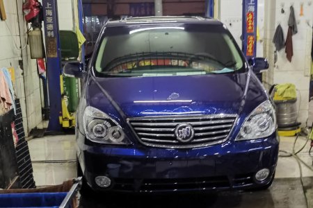80后终于解毒2009年别克陆尊XT版