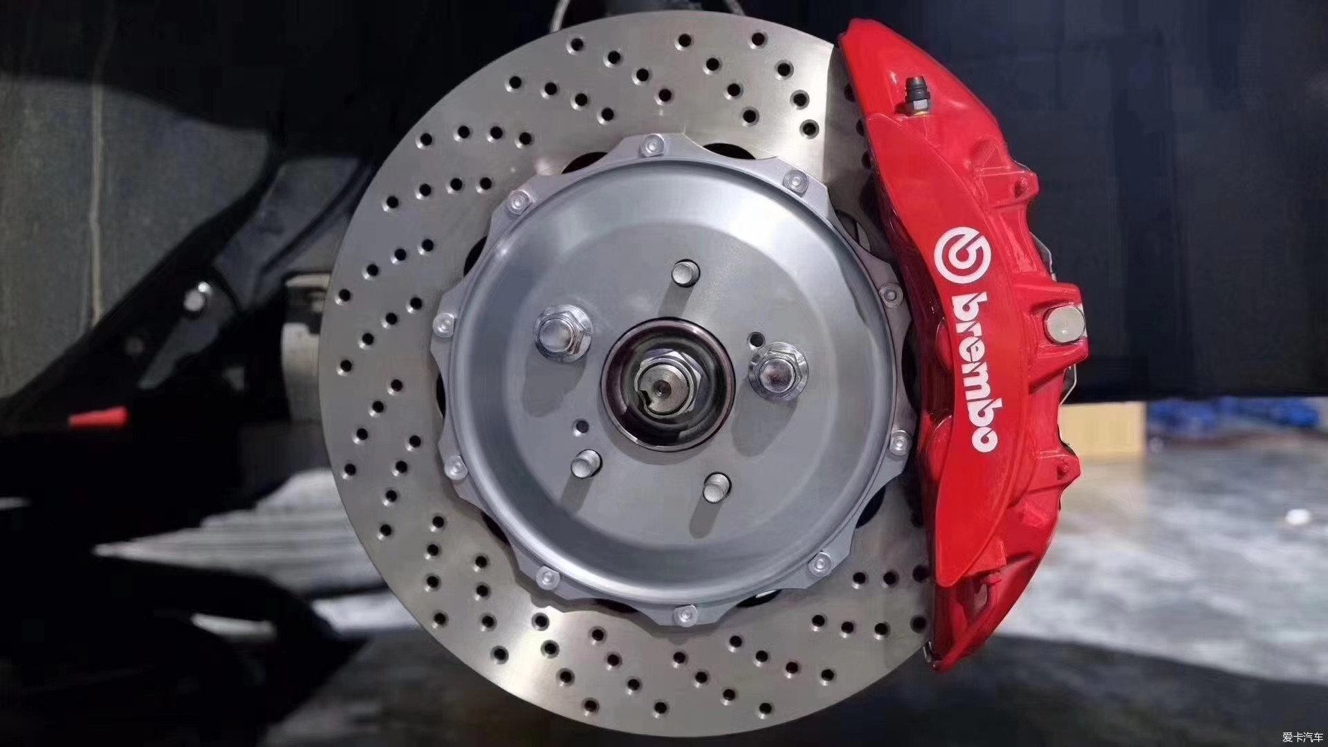 (英菲尼迪qx50刹车改装)brembo前6后4刹车卡钳套装-爱卡汽车网论坛