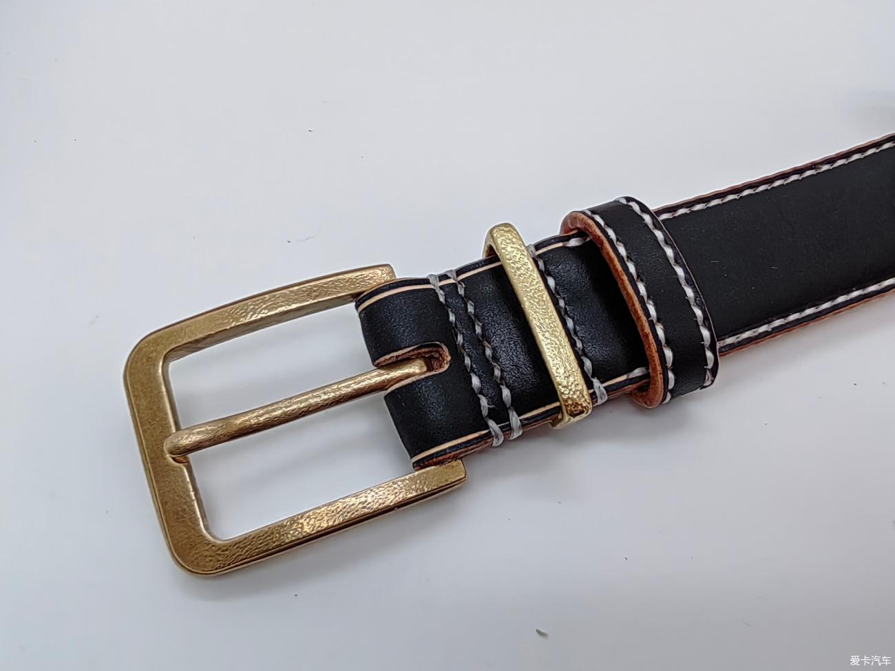 Middle-aged naked words , a little experience of being forced to start a business, custom-made belt track