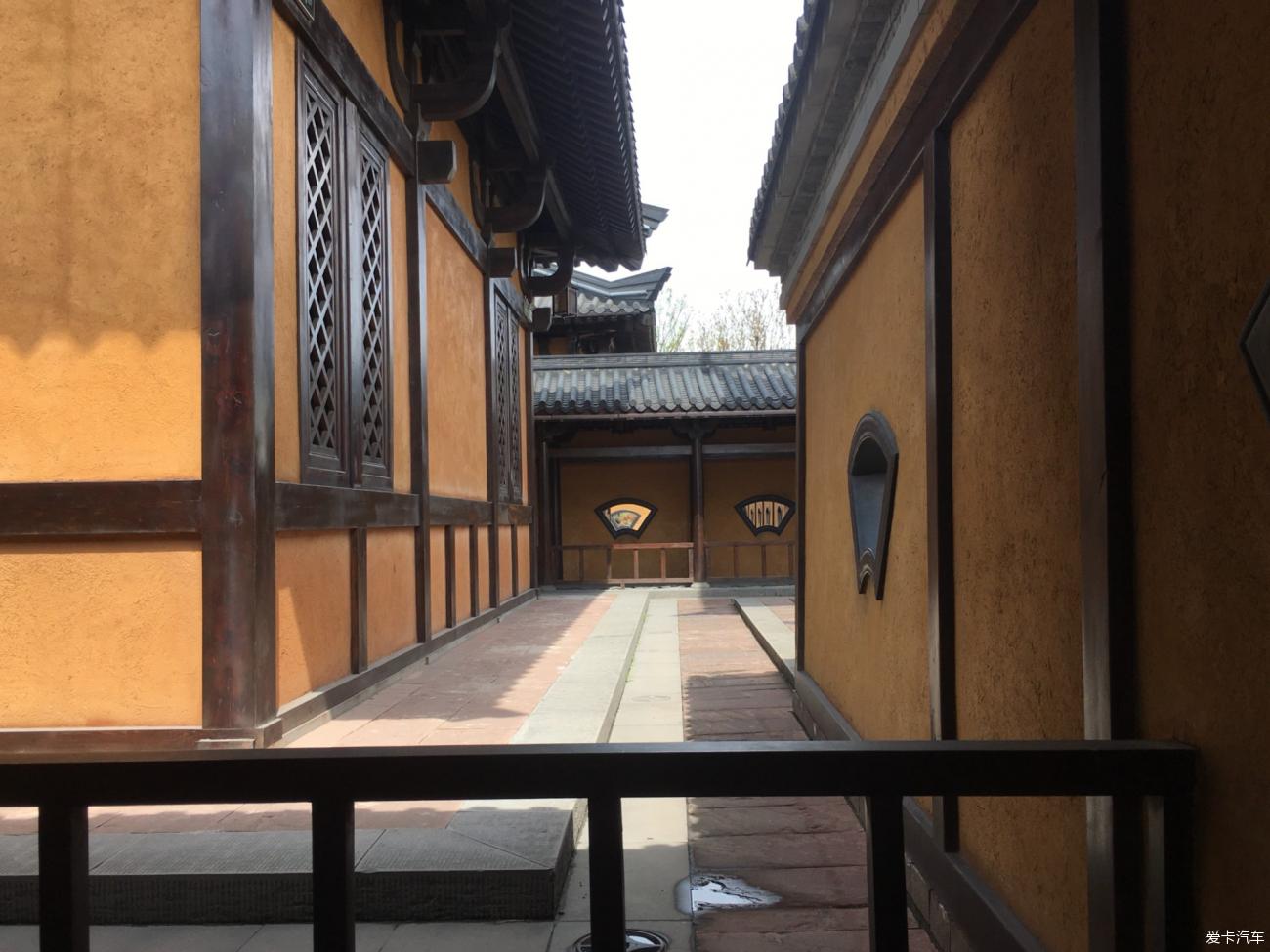 点击进入图库