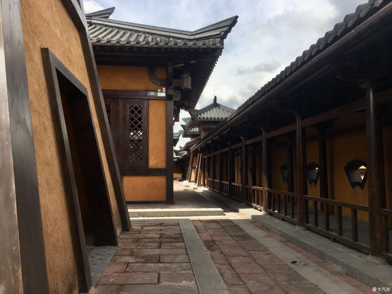 点击进入图库