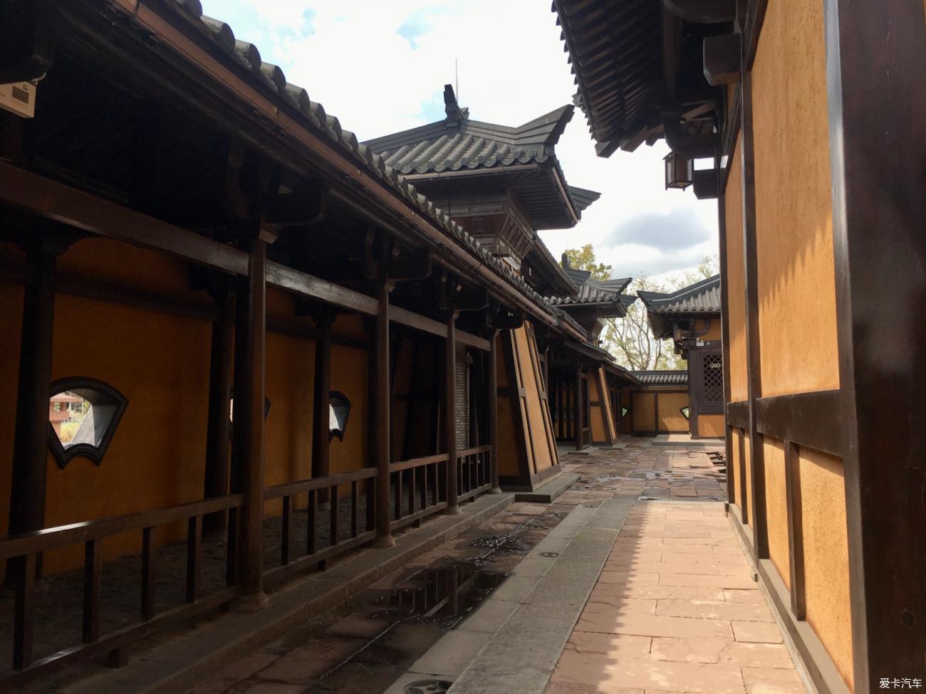 点击进入图库