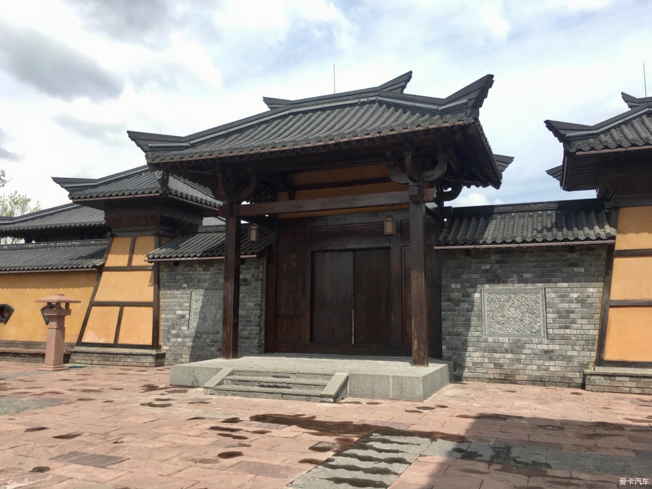 点击进入图库
