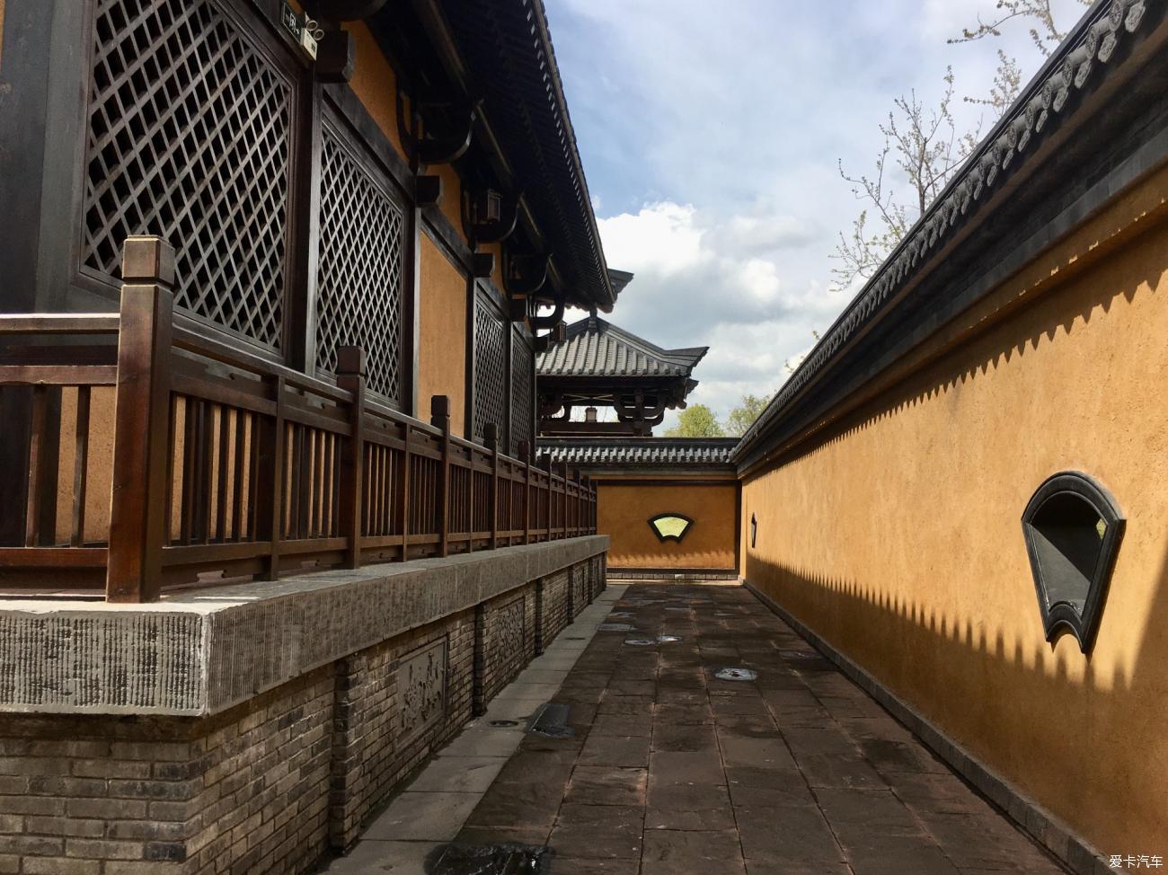 点击进入图库