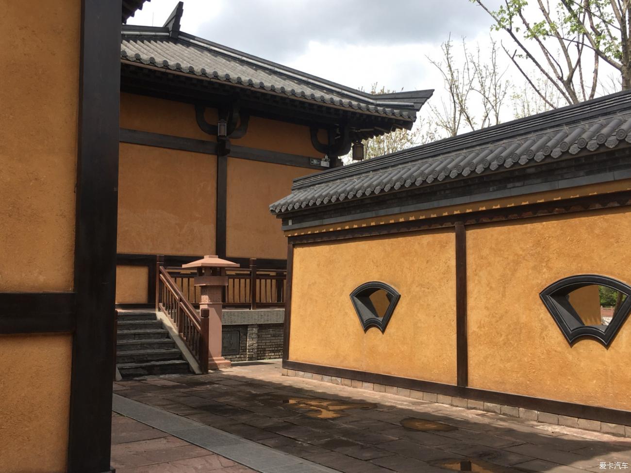 点击进入图库