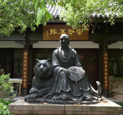 【春与夏之精】理安寺的“烟火气”