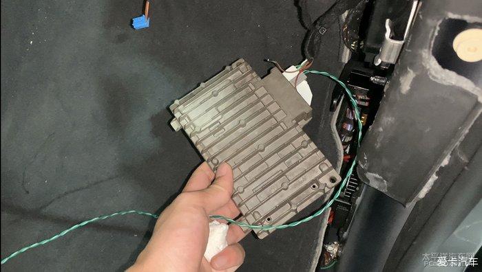 新款奔驰GLE350,GLE450改装23驾驶辅助系统