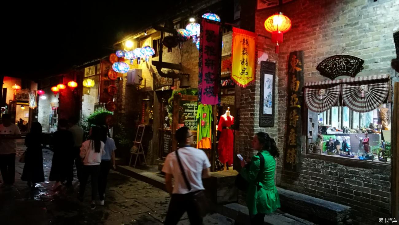 点击进入图库