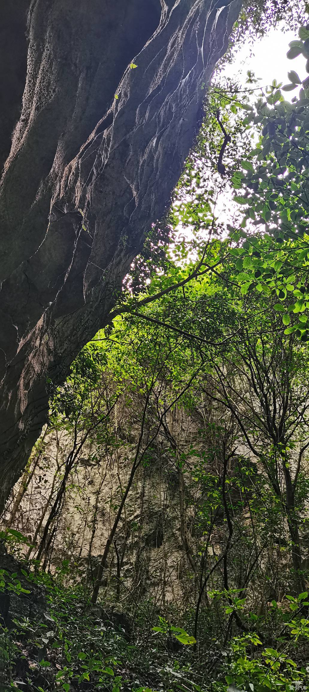 探秘 平果市 归德岩