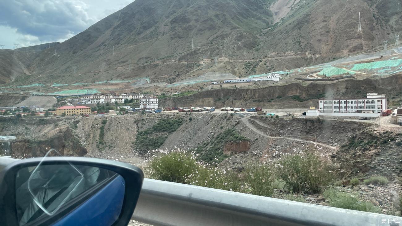 [The Essence of Spring and Summer] Self-driving in Tibet with my daughter Day 6: Batang---Zogong