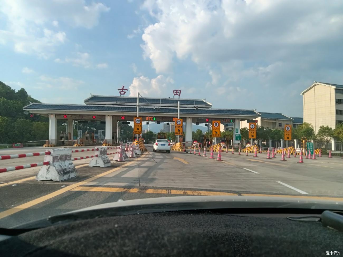 点击进入图库