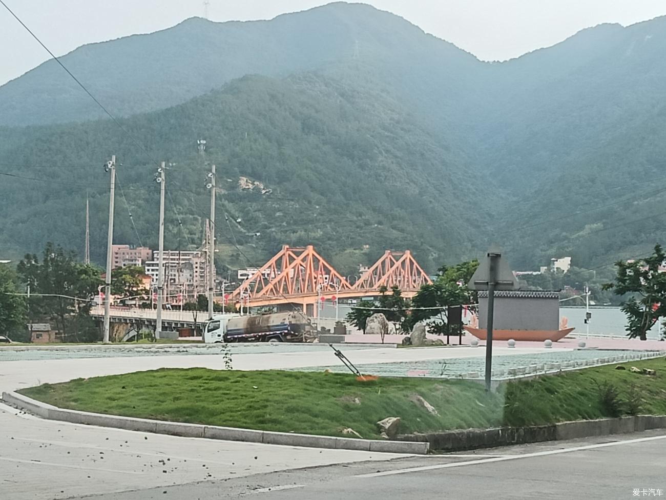 点击进入图库