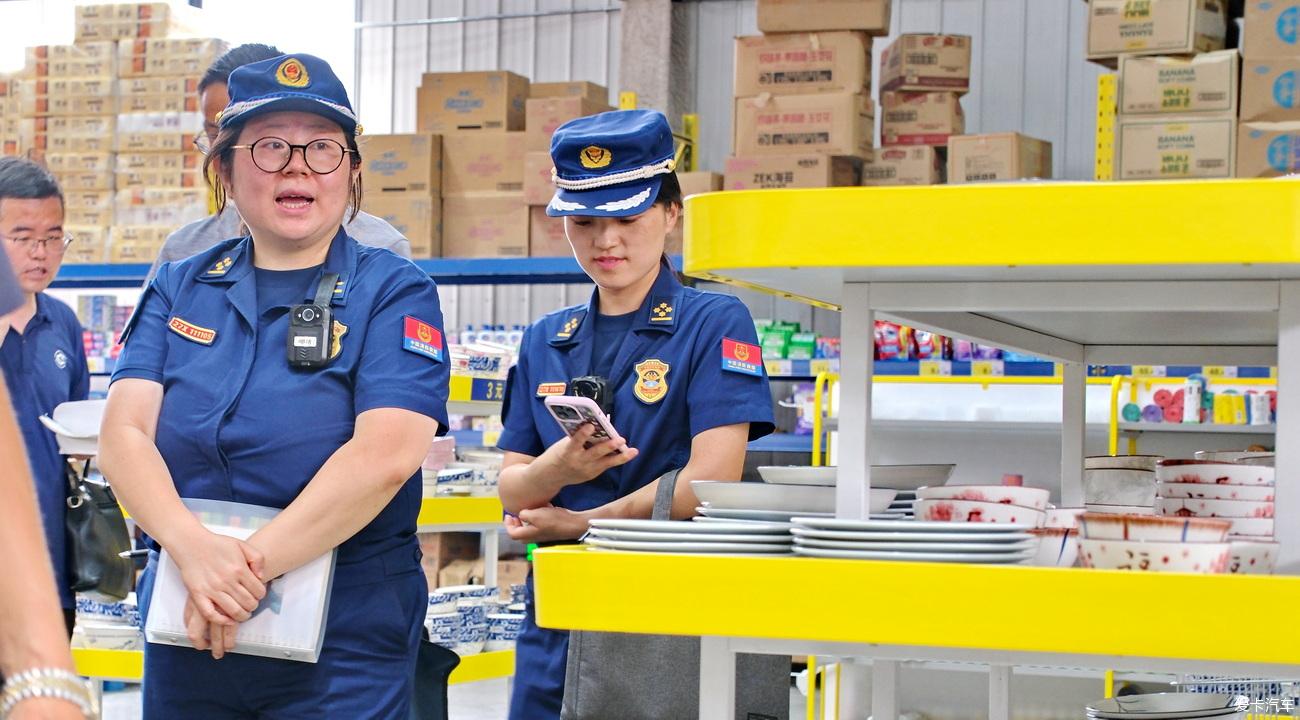 Diary and old wife visiting a warehouse supermarket [Yan Jianshe] August 202311th