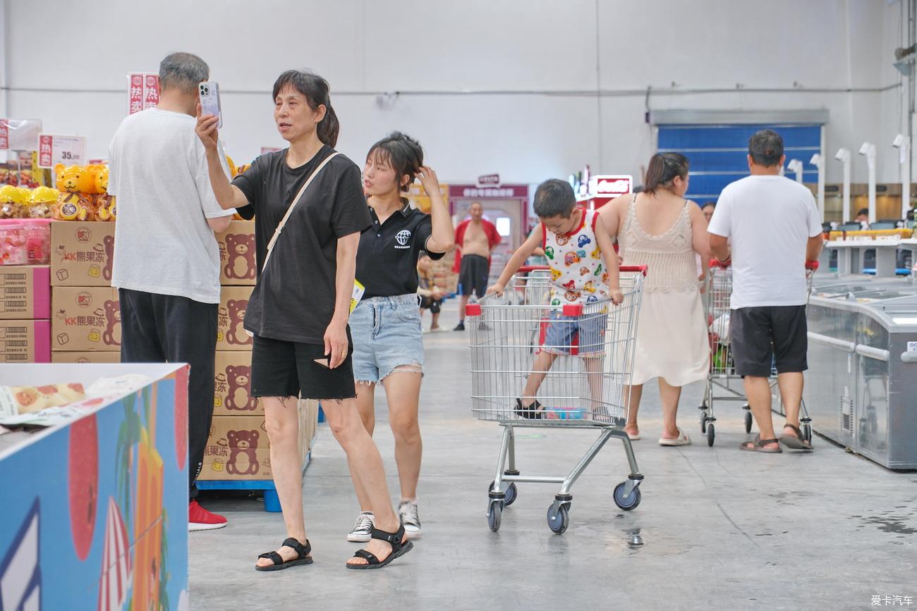 Diary and old wife visiting a warehouse supermarket [Yan Jianshe] August 11, 2023