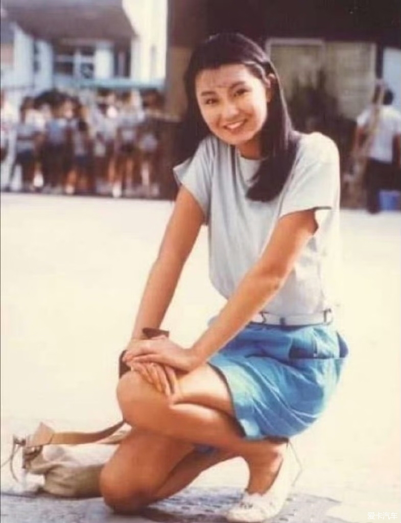 Maggie Cheung when she won the runner-up of Miss Hong Kong and the title of Miss Photogenic in 1983