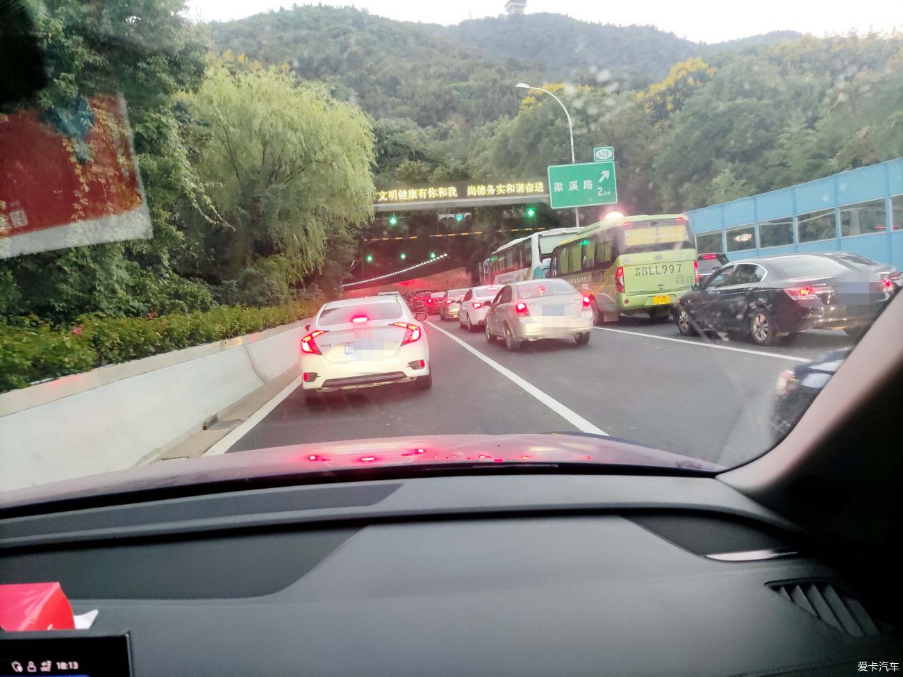 点击进入图库