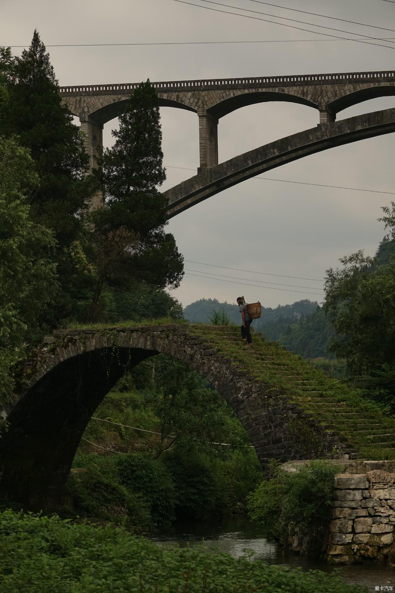 20岁别克赛欧的进藏之旅3——游仙境流连忘返，看大桥抚今追昔