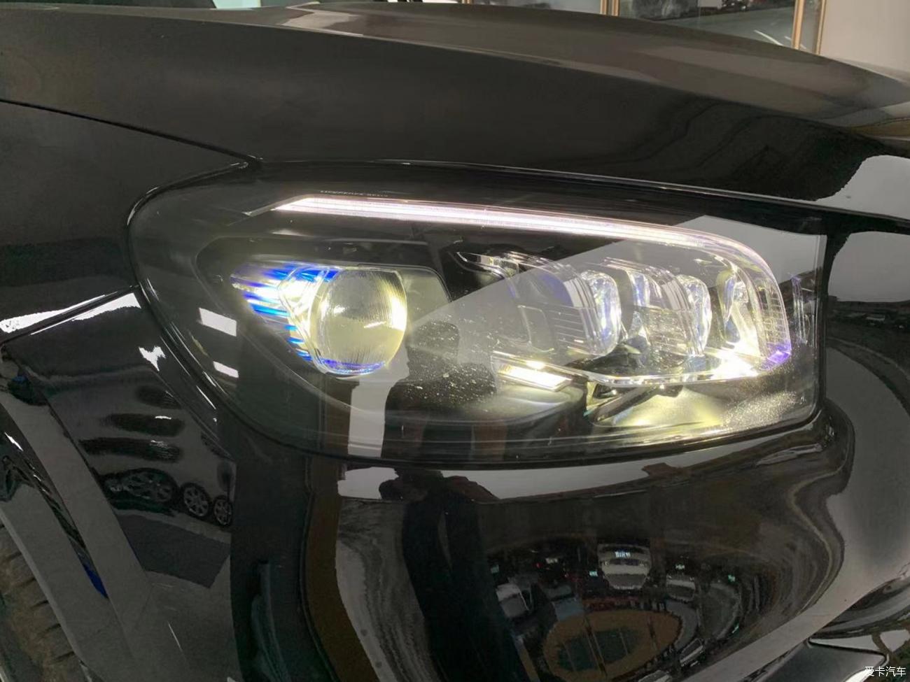 2023年款奔驰GLS450改装几何多光束LED智能高配大灯