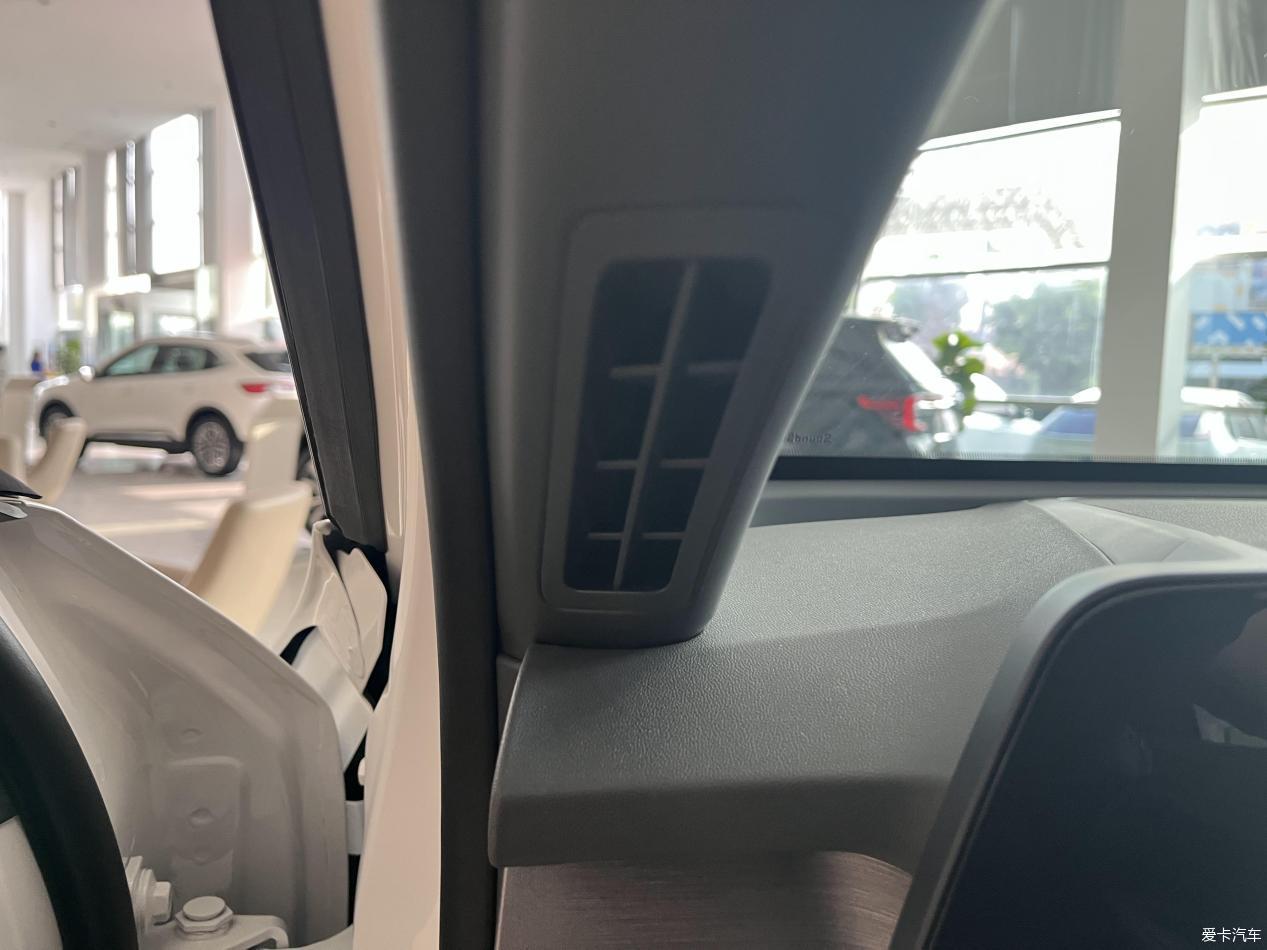 这就是我理想车型,性价比高空间还大,看完就订下了锐界L